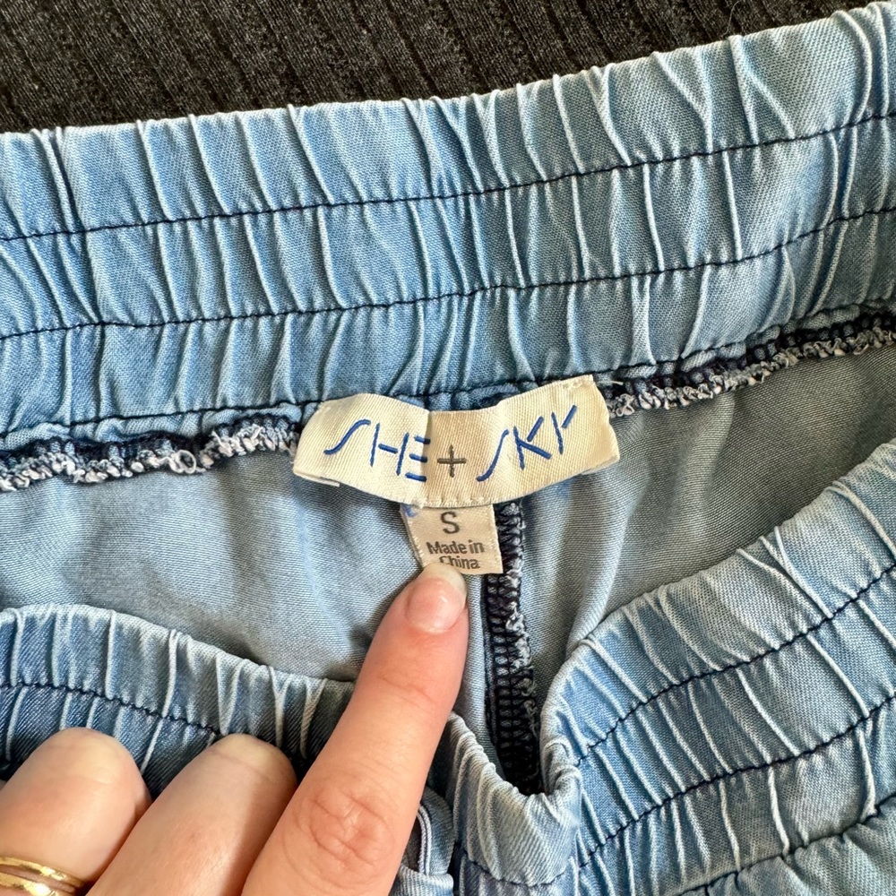 She+Sky Women’s Casual Denim Shorts with Drawstring - Picture 4 of 4